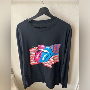 Long sleeve t shirt size L never worn